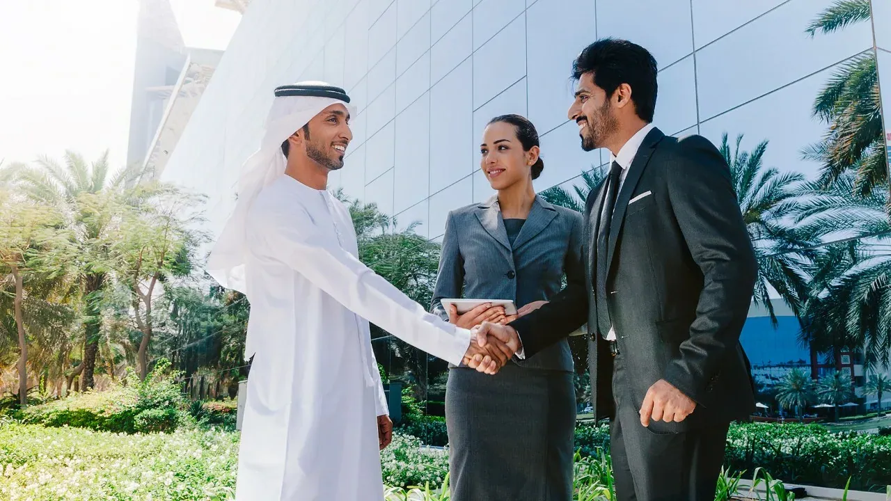 Who Pure Docs serves for Dubai investor visa services
